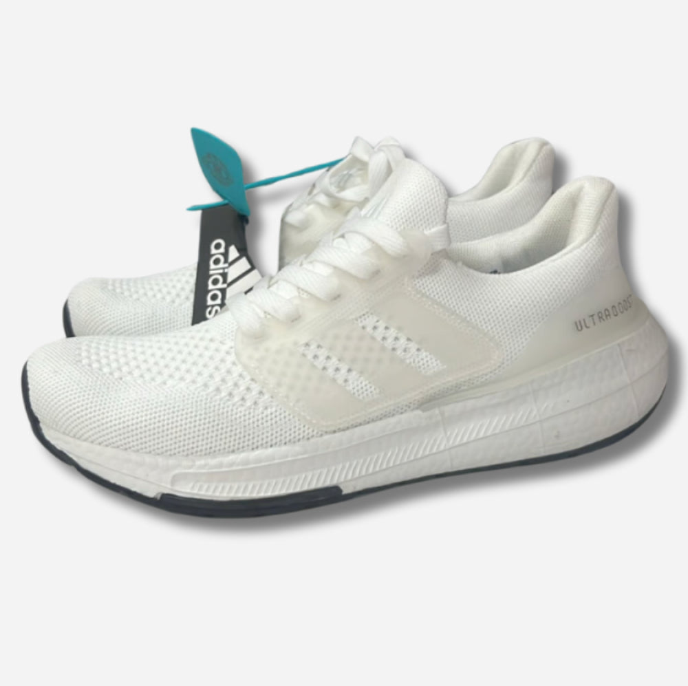 ADIDAS ULTRABOOST
